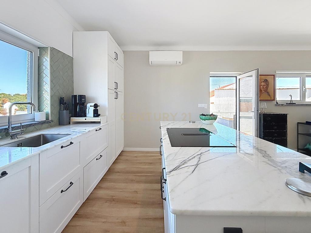 Moradia isolada com amplo terreno de 1.350 m², junto a Alcobaça - Image 77