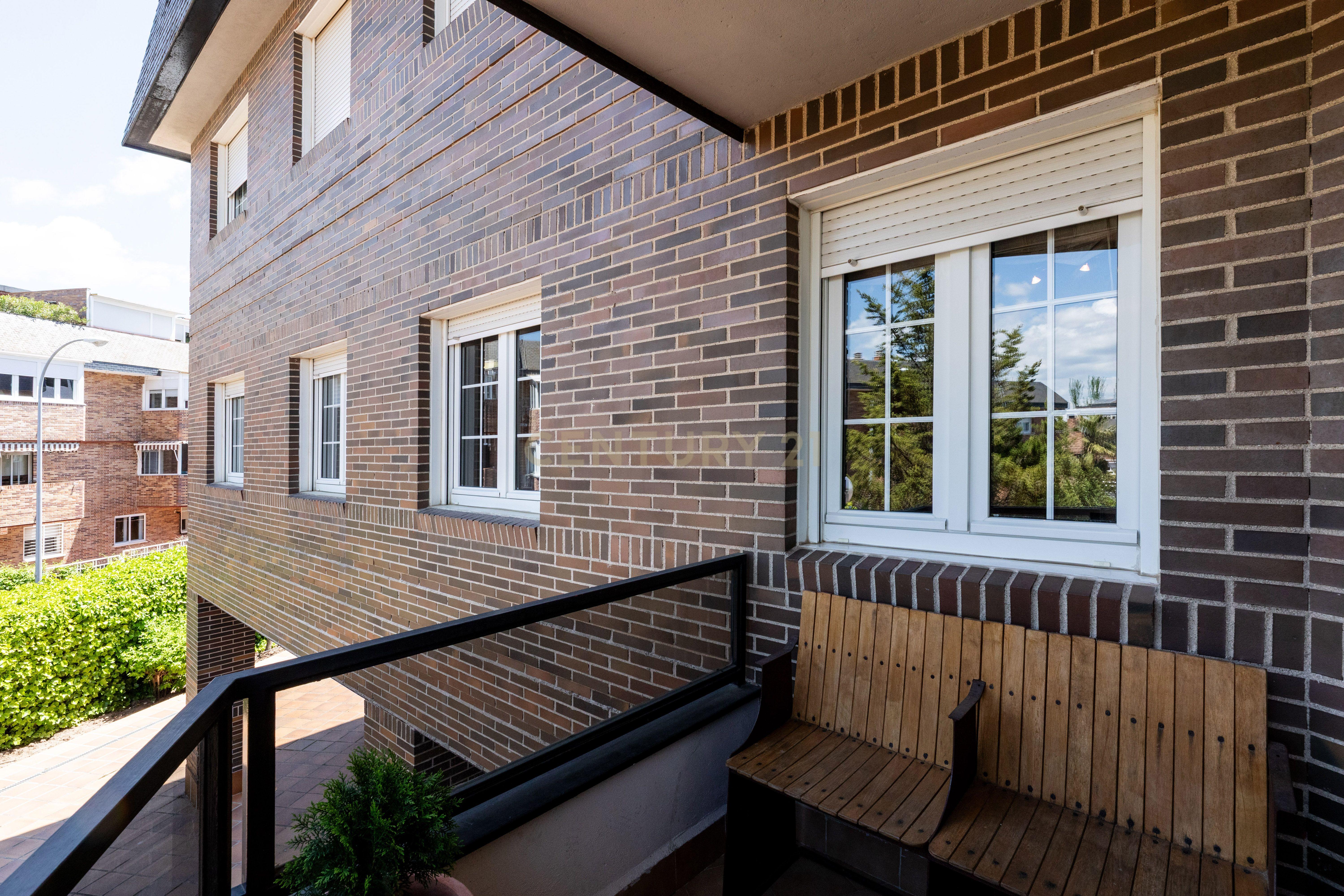  - Image 8