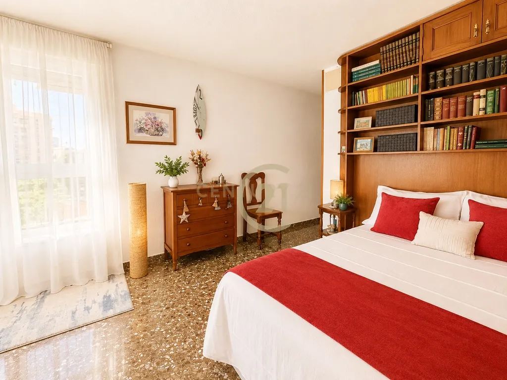 !! Habitação de 265 m² na Avenida Andalucía, Málaga !! - Image 28