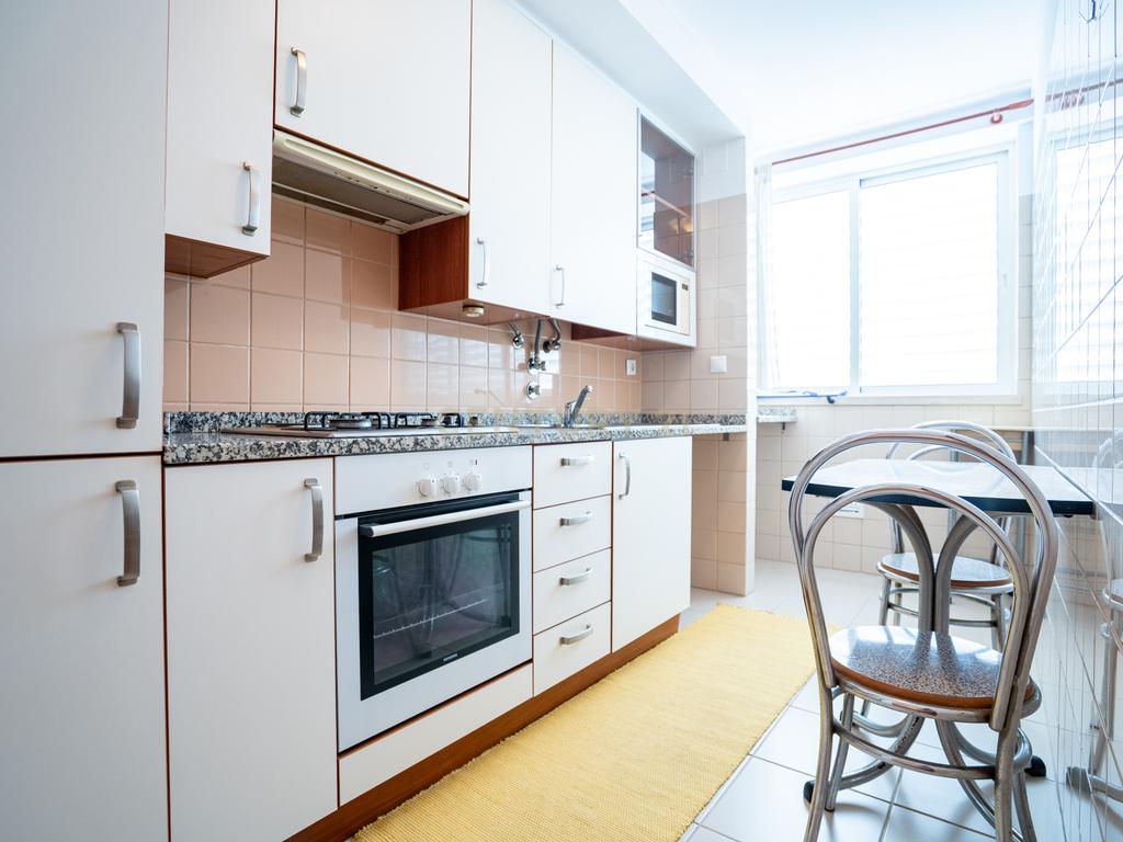 Apartamento T1 | Condomínio Colina São Gonçalo | Santa Clara - Image 4