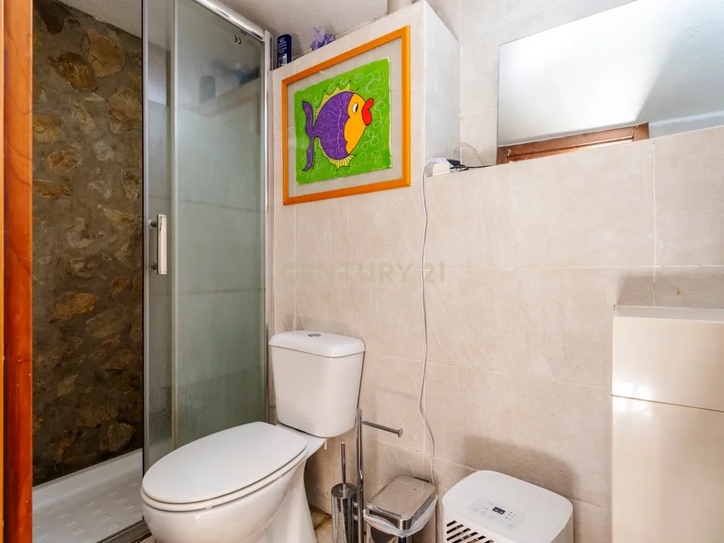 Moradia T4 como nova com piscina na Marisol em Lote de 500m² - Image 46