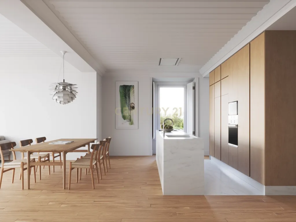 Moradia de Luxo T3+1 com Piscina Privativa e Jardim no Estoril — Vista Mar - Image 3