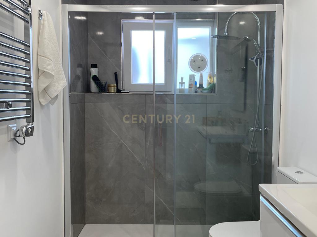 apartamento T2  situado numa das zonas mais privilegiadas de Almada - Image 15