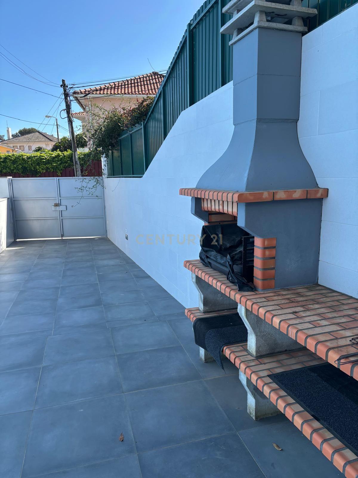 Elegante T3 Duplex para Arrendamento no Estoril – pohled 4