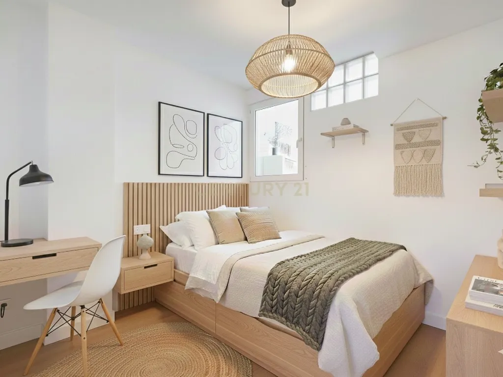 EXCLUSIVO APARTAMENTO EM URBANIZAÇÃO COM JARDIM E PISCINA - Image 24