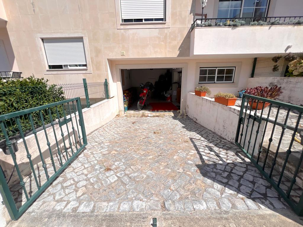 Apartamento T5 na Encosta do Sol em Caldas da Rainha, Luminosidade, espaço e conforto - Image 33