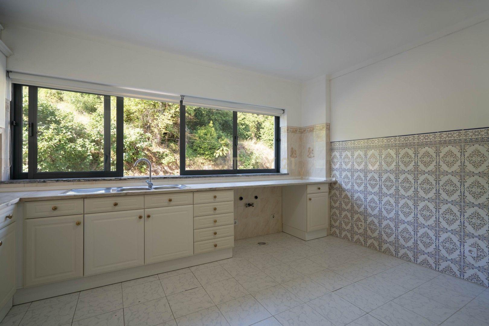 Fotografia 3 de Apartamento T0, em Santa Clara, Coimbra - Oportunidade Única!