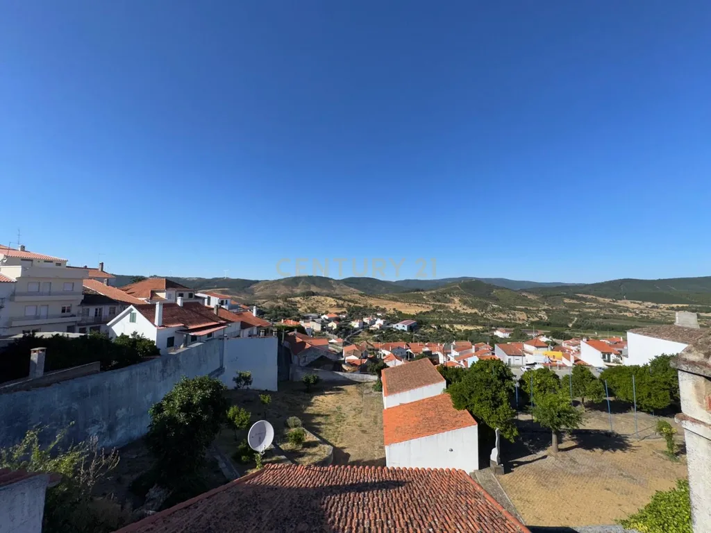 Espaçosa Moradia T3 em Penamacor - Image 20