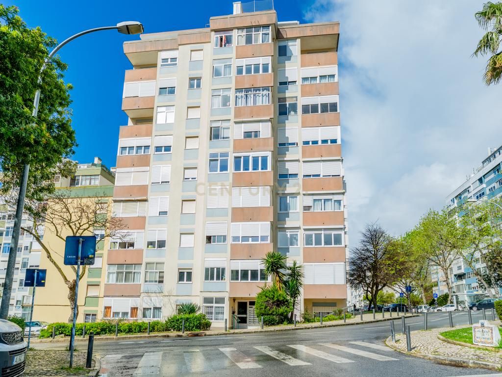 Apartamento T3 - Oeiras - Image 2