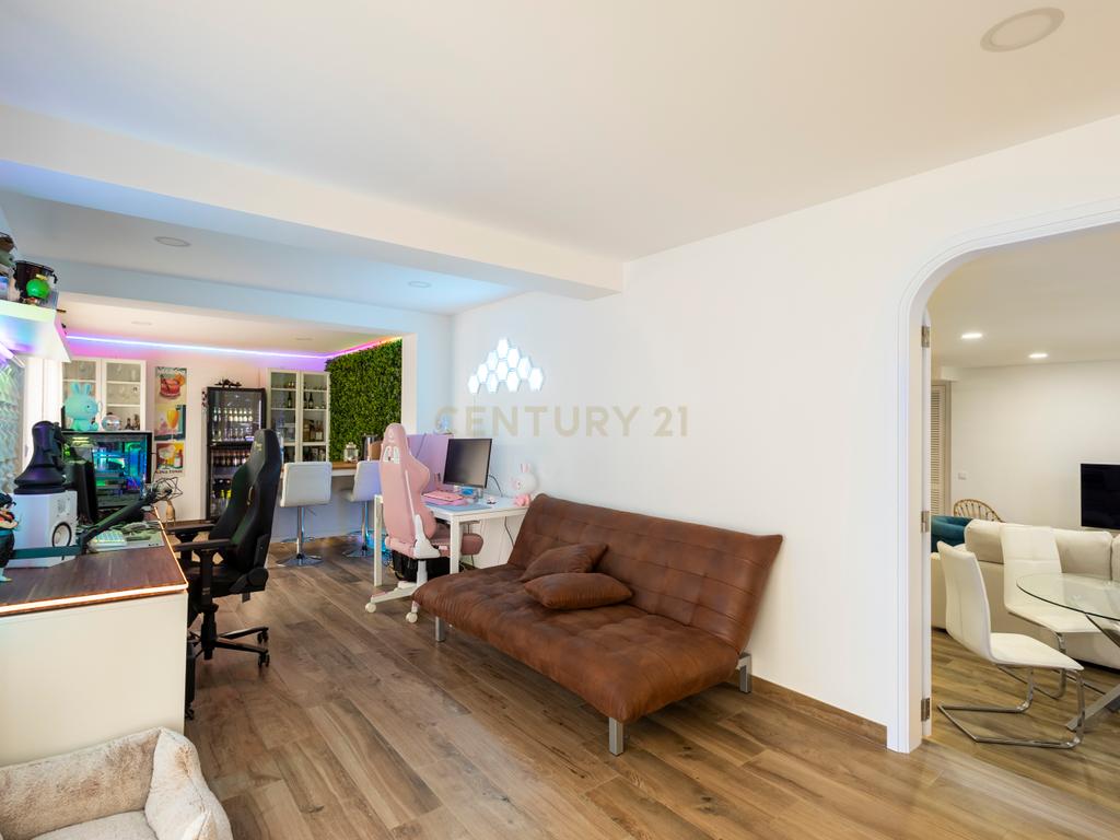 Moradia de Sonho na Charneca da Caparica – Elegância, Conforto e Localização Privilegiada - Image 85