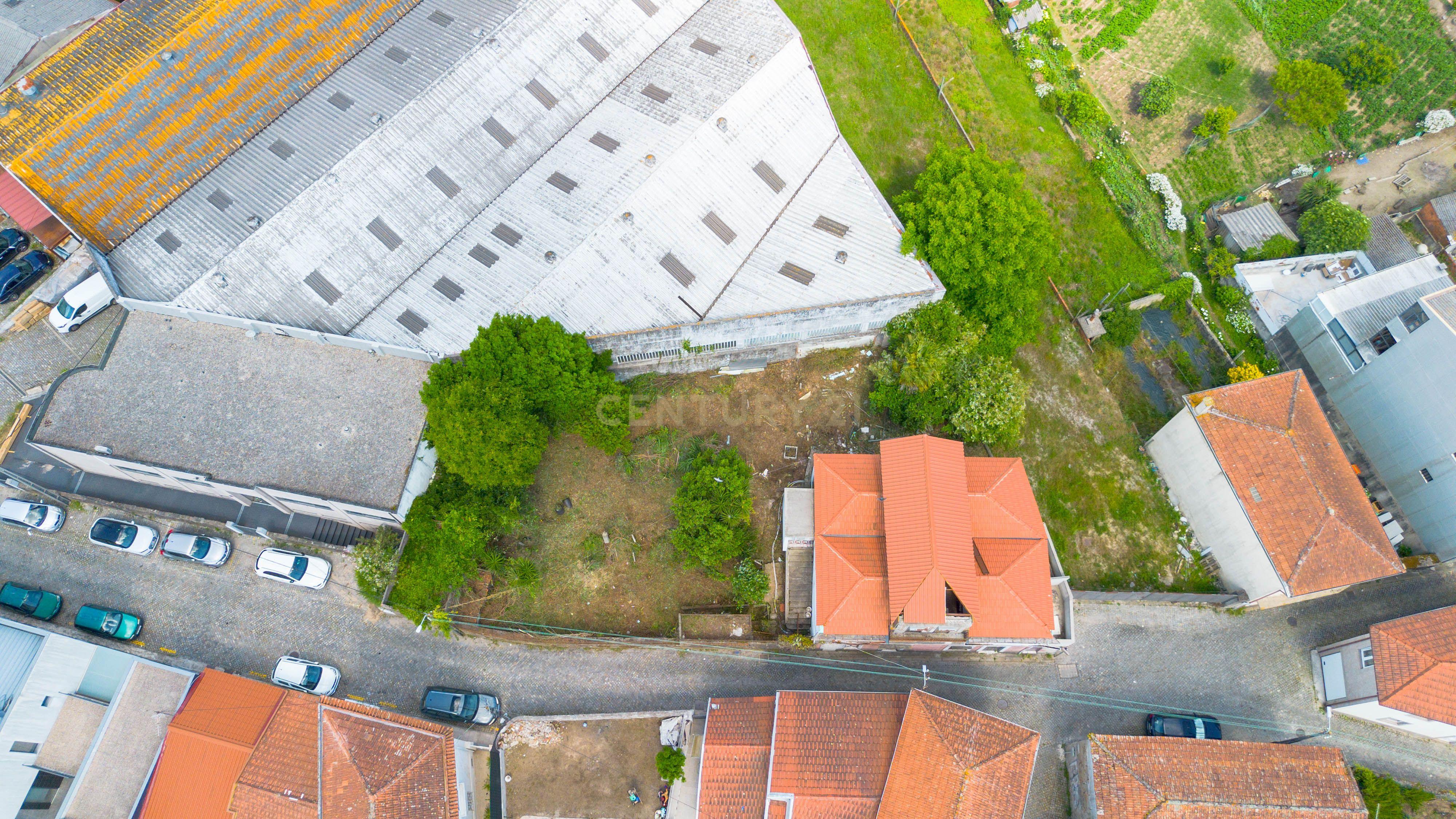 Fotografia 6 de Prédio com Projeto Aprovado para 4 Frações