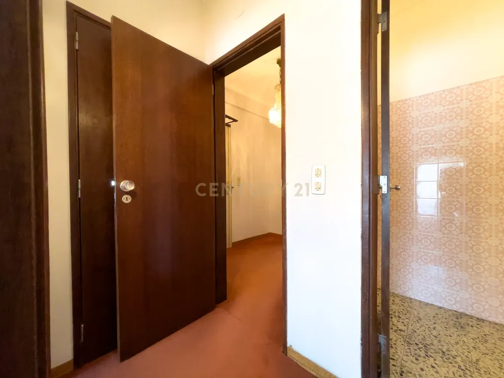 Apartamento T4 com Terraço de 60m² em Cacilhas/Almada - Image 23