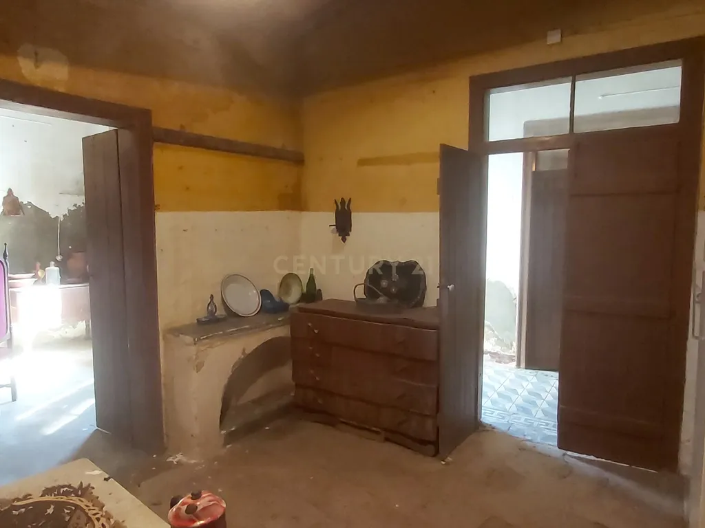 🏡 Moradia T5 para Recuperar – Baleizão (16 km de Beja) - Image 26