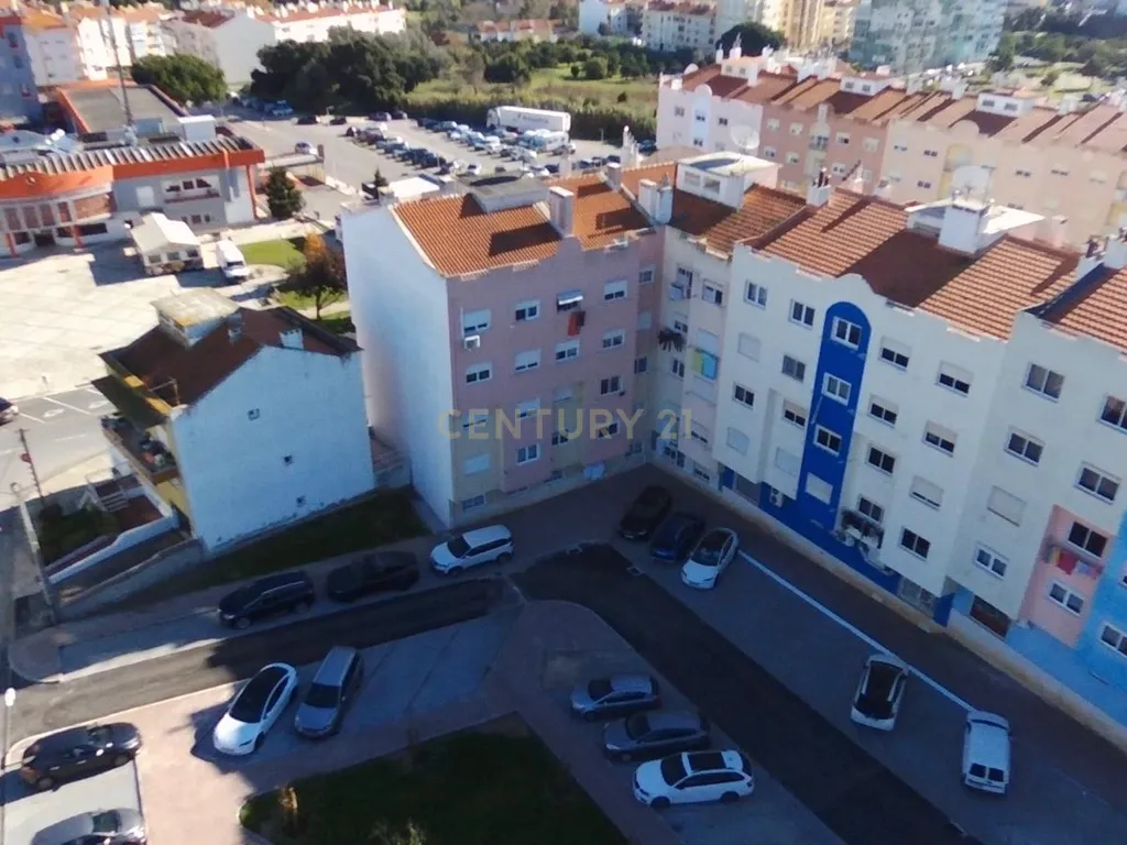 Apartamento T3 no Seixal - Image 20