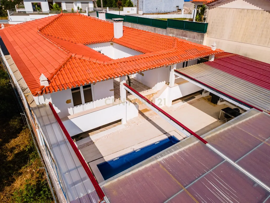 Moradia T3 com Piscina e Vistas para a Natureza – Chainça | Leiria - Image 20