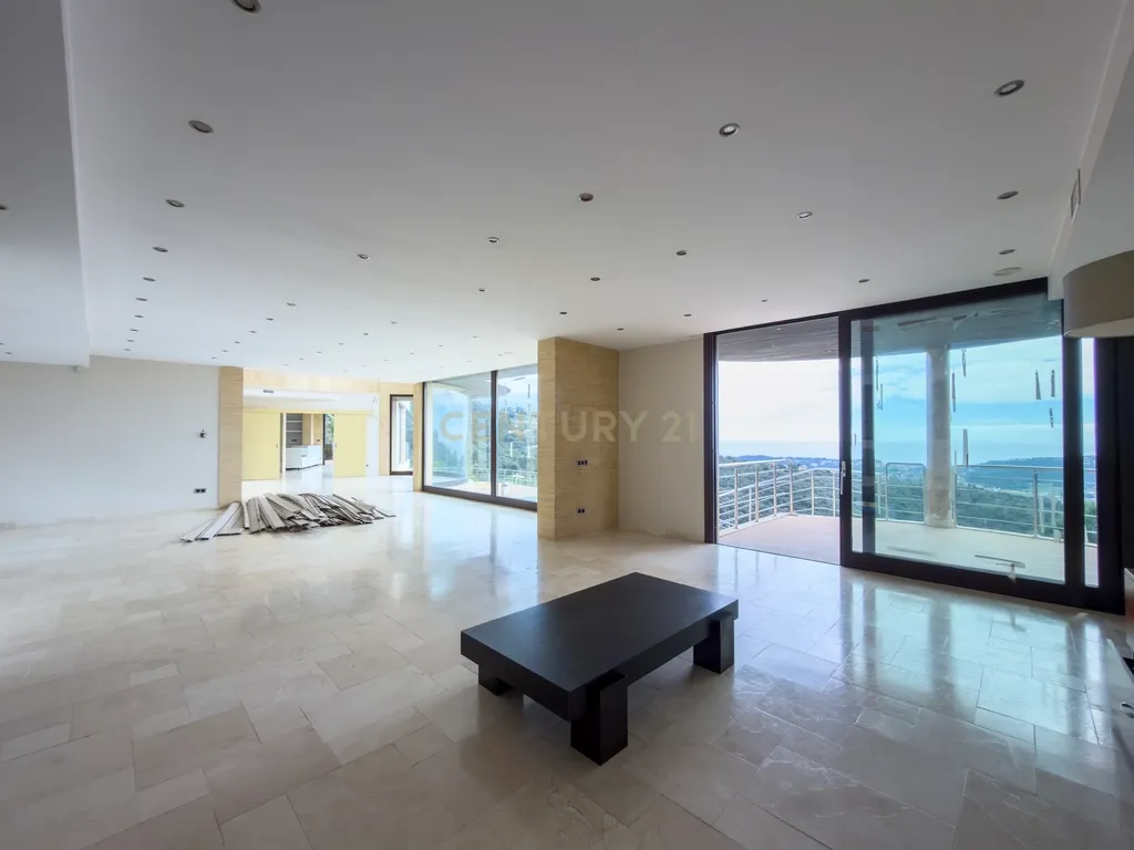 MORADIA DE LUXO · URBANIZAÇÃO MAS NOU · CASTELL-PLATJA D'ARO - Image 19
