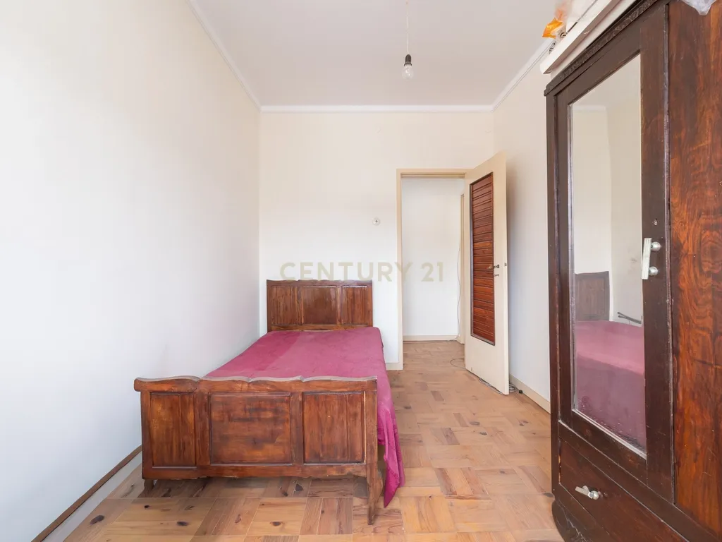 Venda | Apartamento T3+1 com garagem na Rua Verde Pinho em Coimbra - Image 10