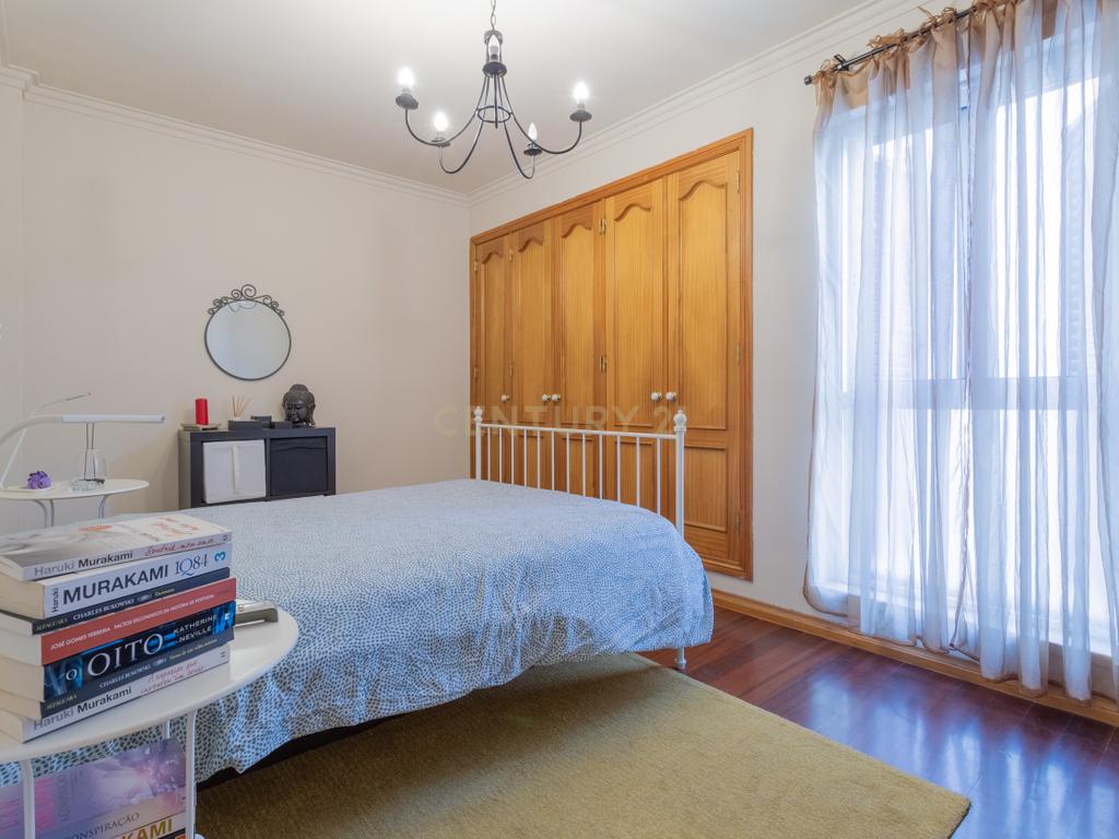 Apartamento T2 na Quinta do Anjo, Setúbal,  com Estacionamento e Piscina Comum - Image 19