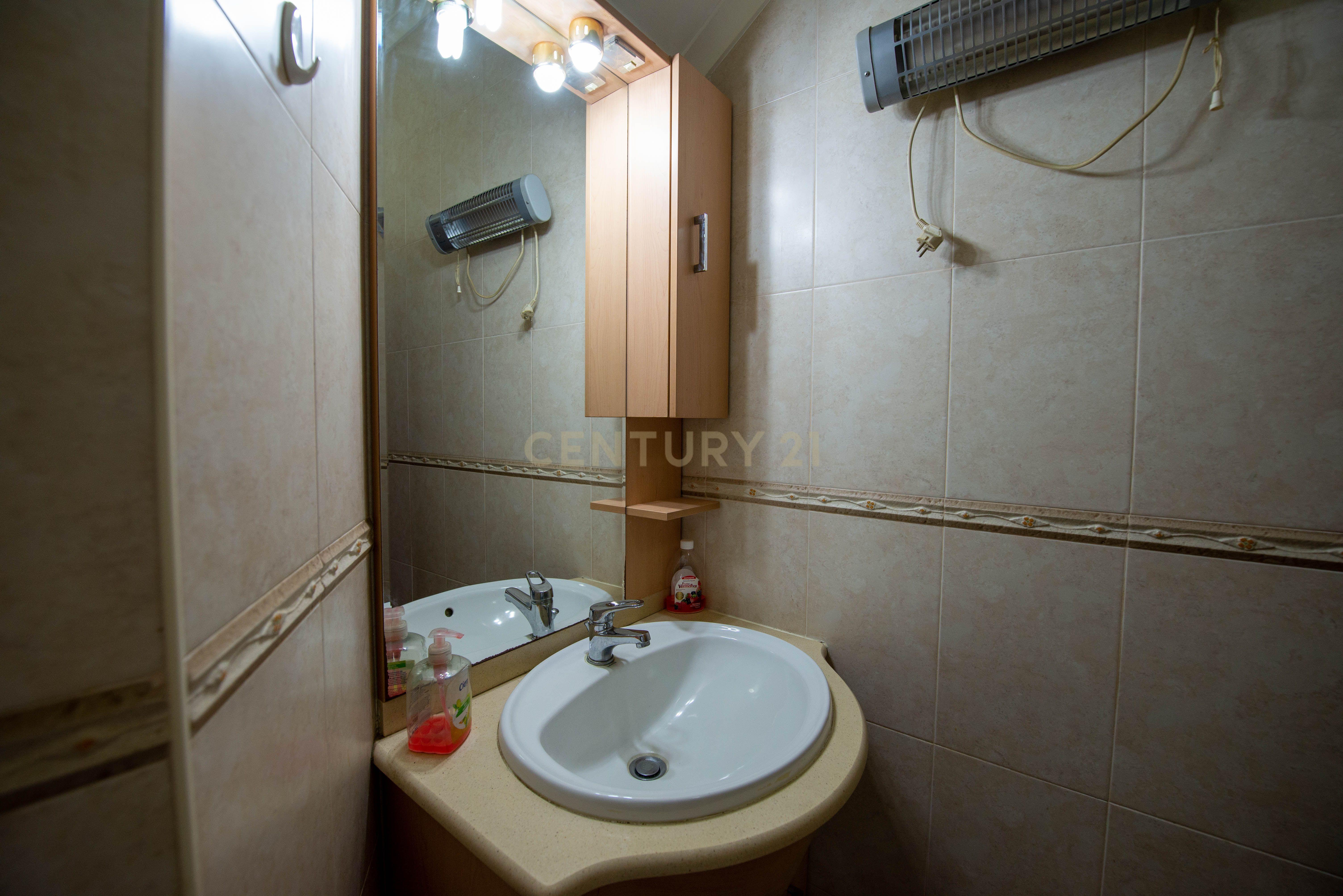 Moradia T5 com garagem no Pinhal Novo - Centro da Vila - Image 72
