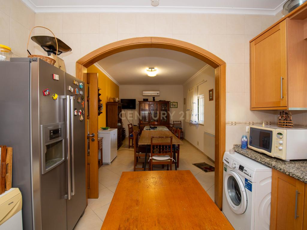 Moradia T5 com garagem no Pinhal Novo - Centro da Vila - Image 73