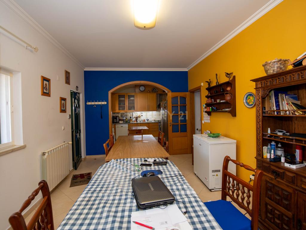Moradia T5 com garagem no Pinhal Novo - Centro da Vila - Image 41