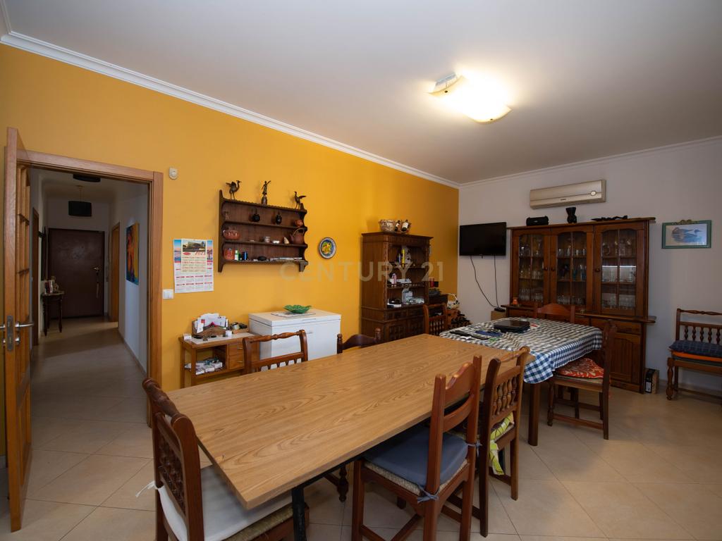 Moradia T5 com garagem no Pinhal Novo - Centro da Vila - Image 44