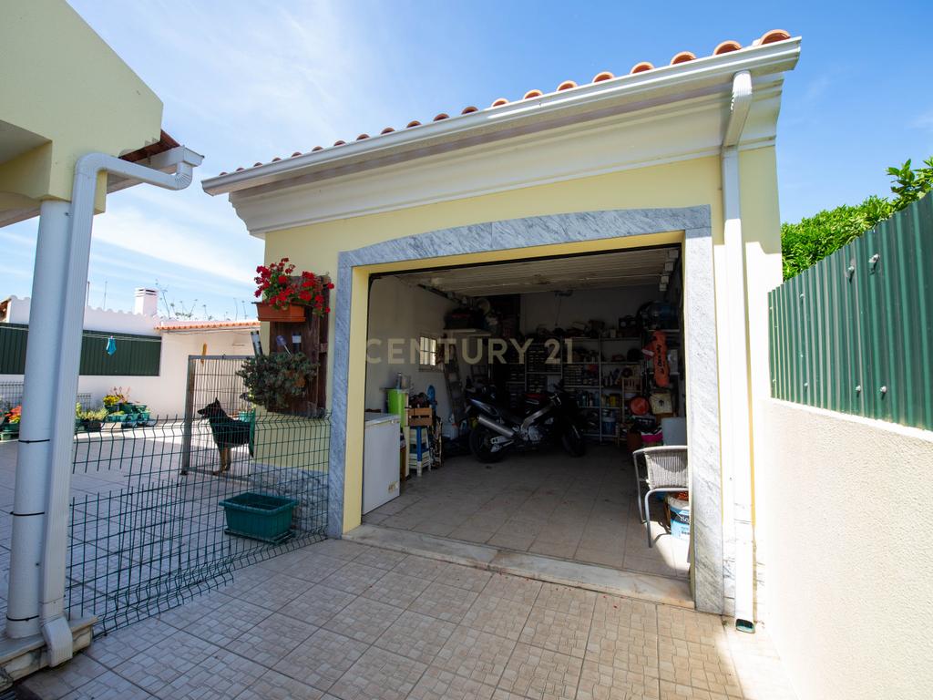 Moradia T5 com garagem no Pinhal Novo - Centro da Vila - Image 55
