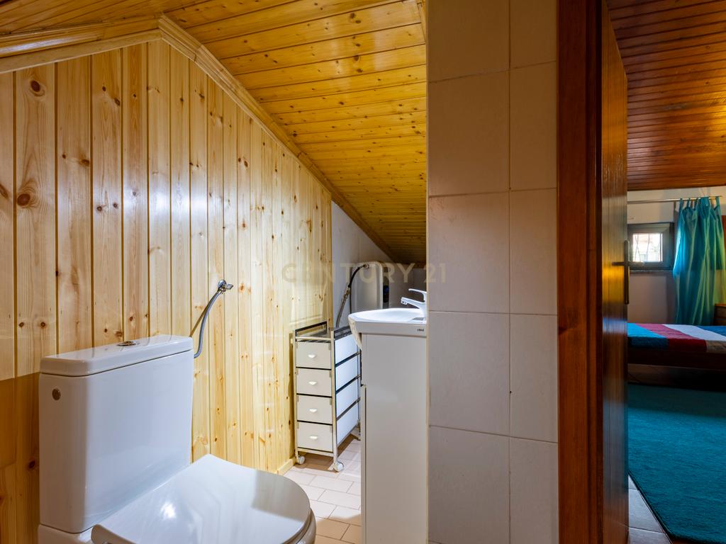 🏡 Moradia Isolada com piscina – Quinta do Conde - Image 25