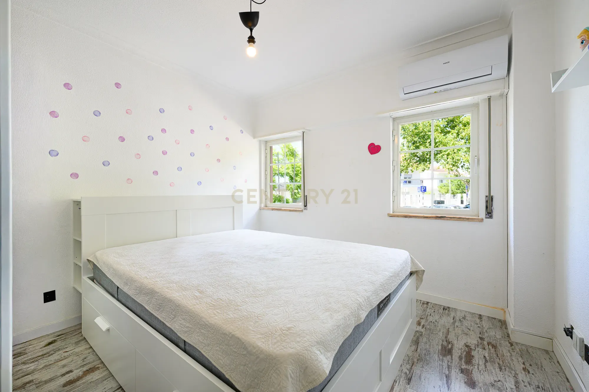 Fotografia 10 de Apartamento T2 Remodelado | Charneca de Caparica