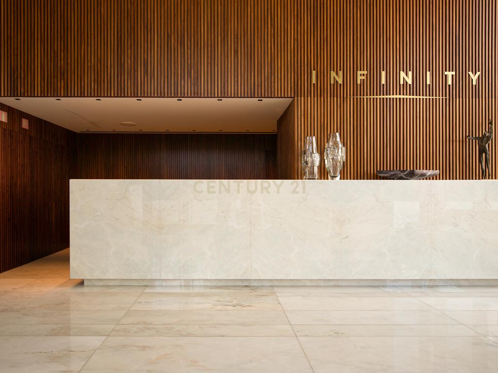 Apartamento de Luxo com 3 Quartos Virado a Sul na prestigiada Infinity Tower - Image 29