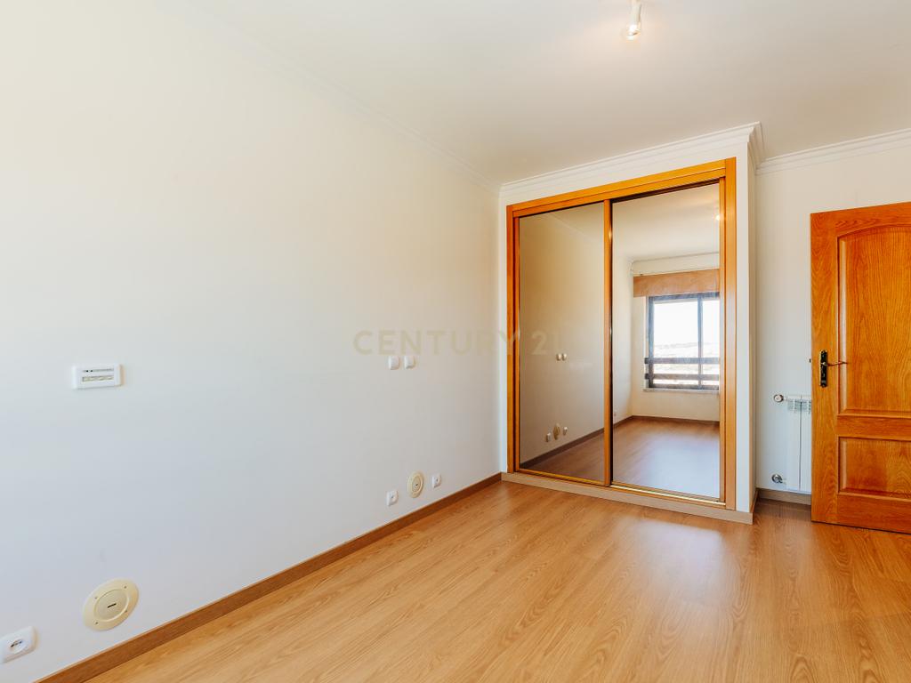 Arrendamento - T4 Alfragide – Quinta Grande - Image 17