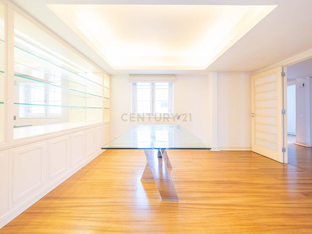  Apartamento T5  - Marquês Pombal - Lisboa - Image 8