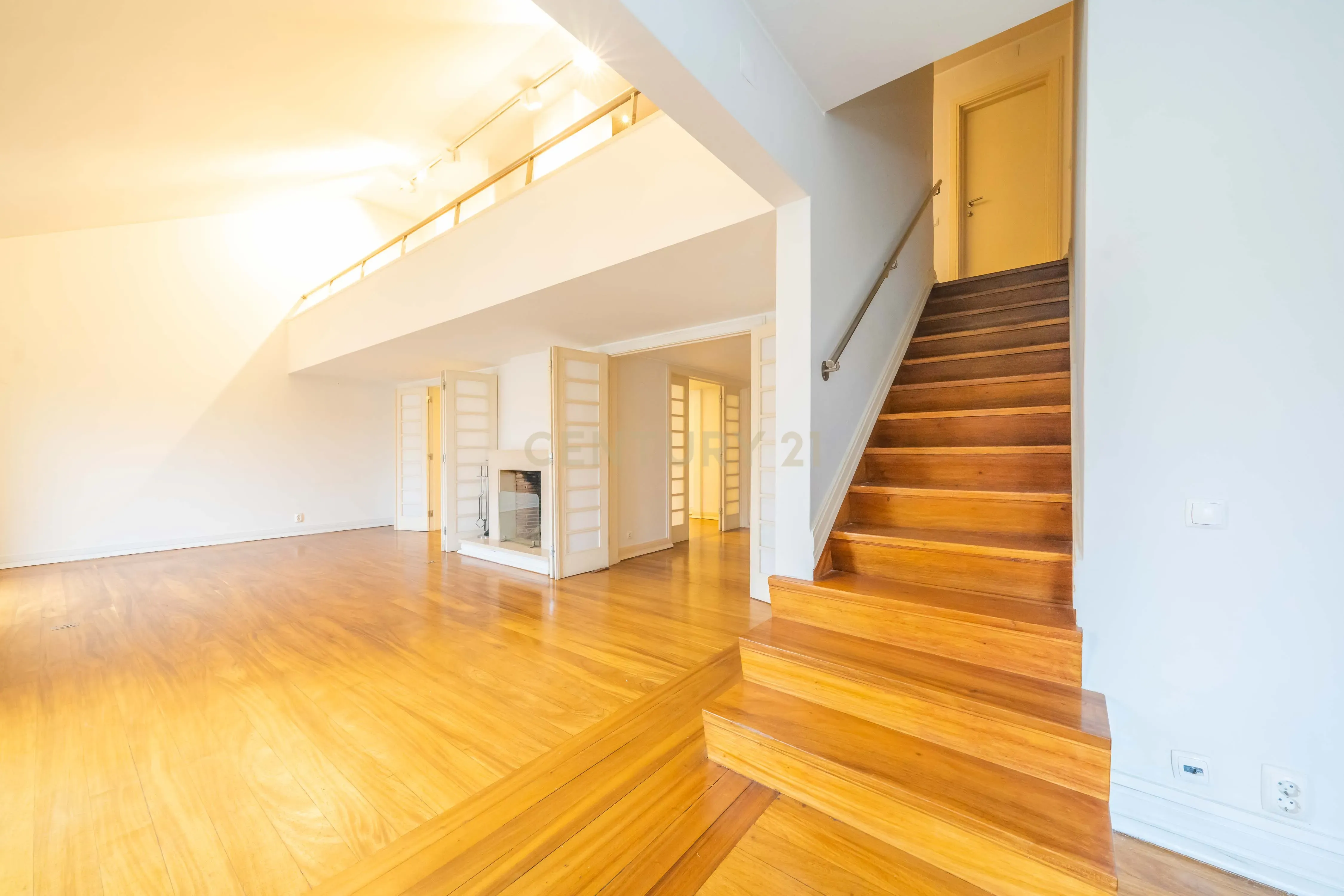 Apartamento T5 - Marquês Pombal - Lisboa - Image 9