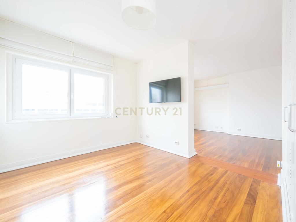  Apartamento T5  - Marquês Pombal - Lisboa - Image 18
