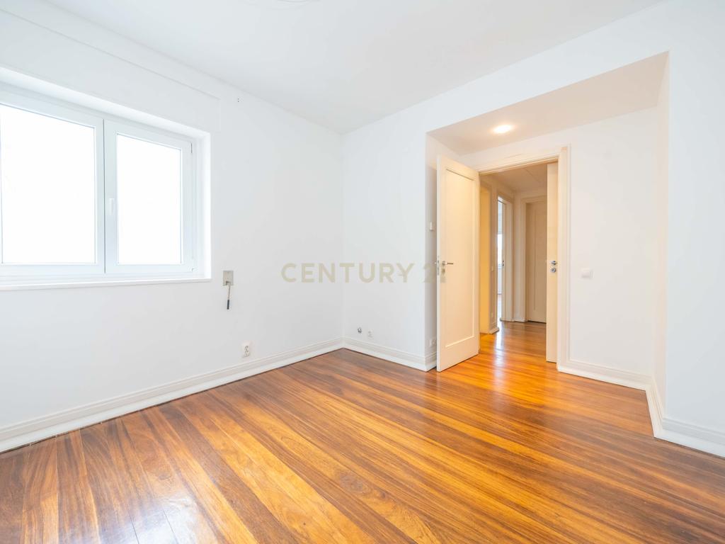  Apartamento T5  - Marquês Pombal - Lisboa - Image 21