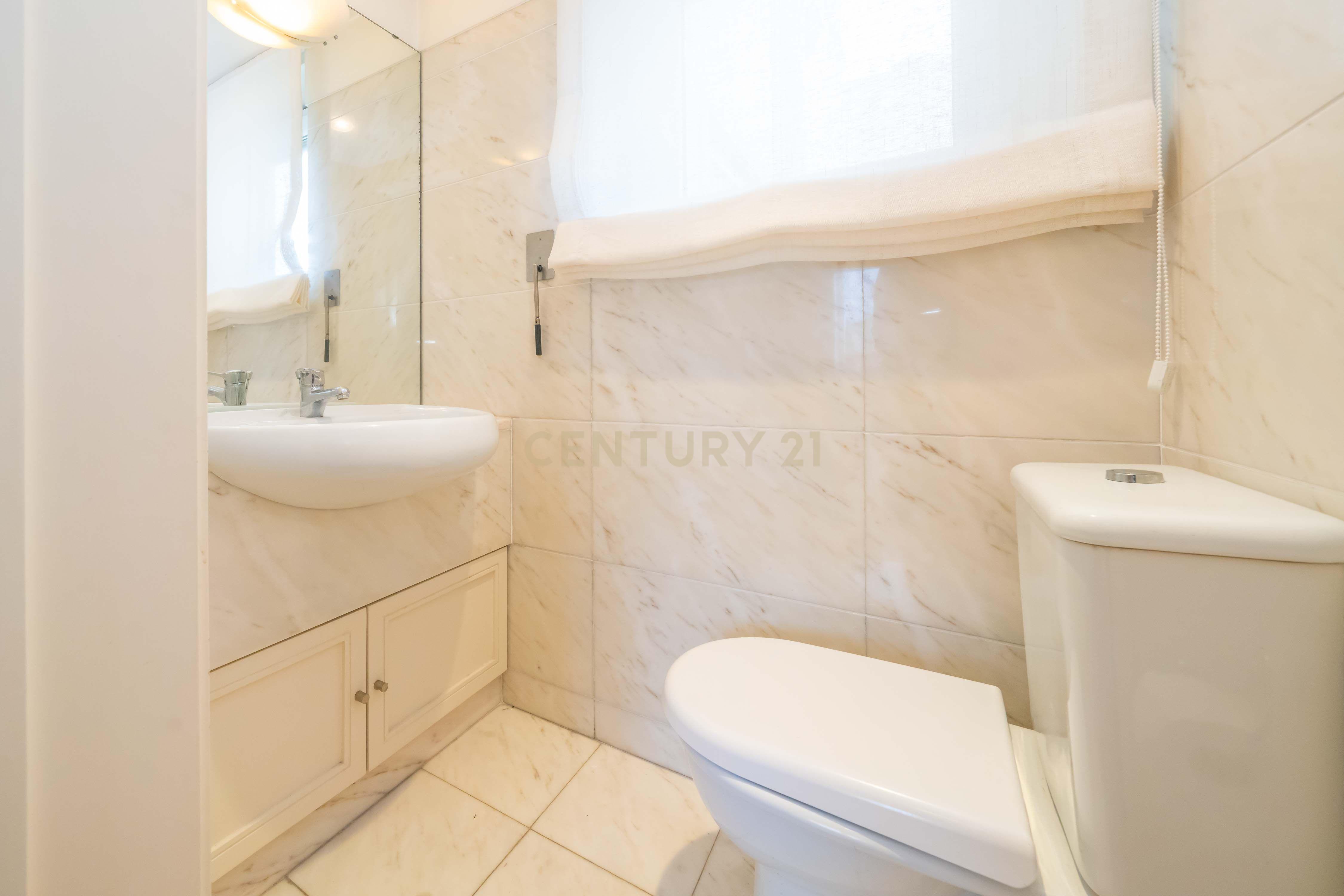 Apartamento T5 - Marquês Pombal - Lisboa - Image 25