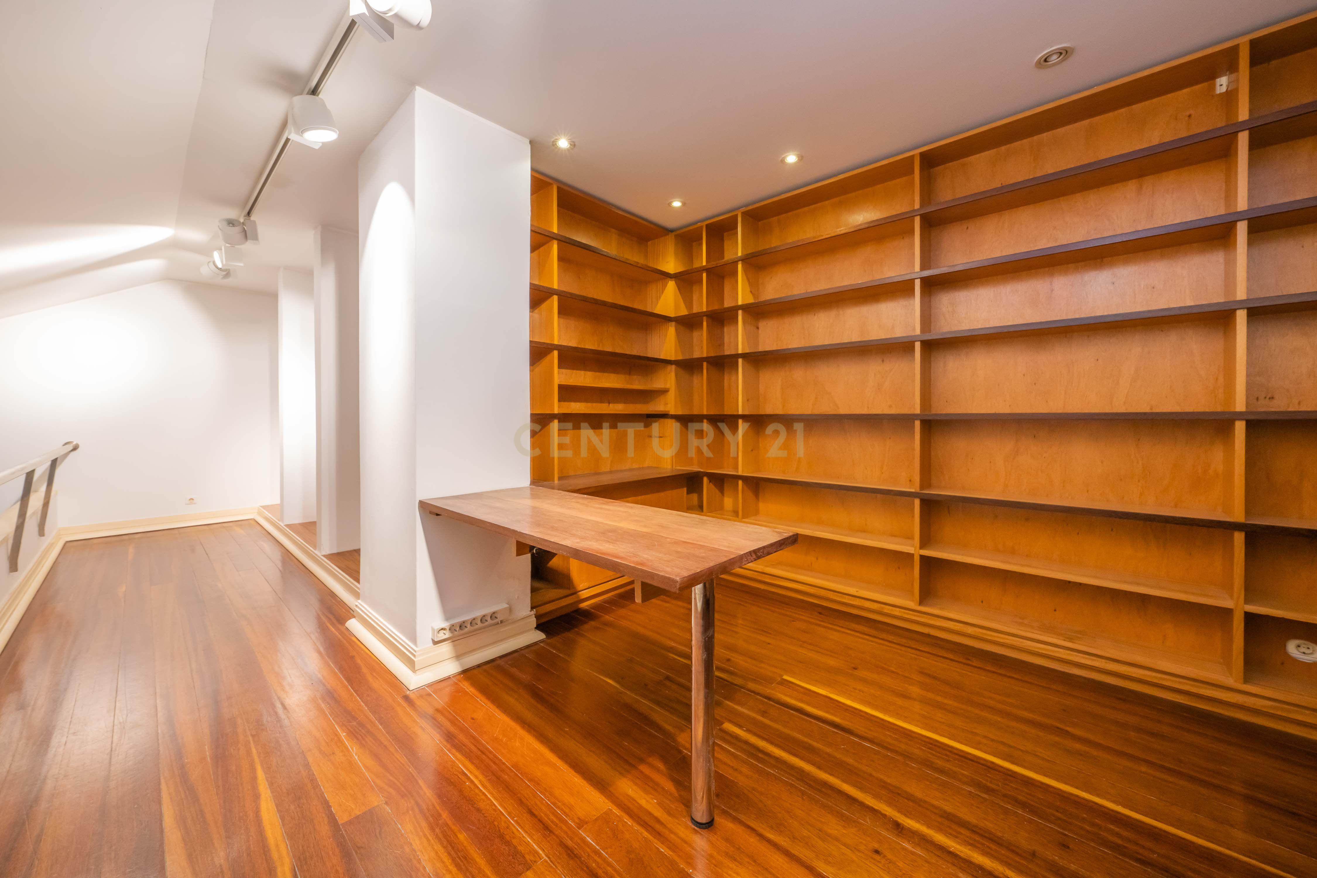 Apartamento T5 - Marquês Pombal - Lisboa - Image 30