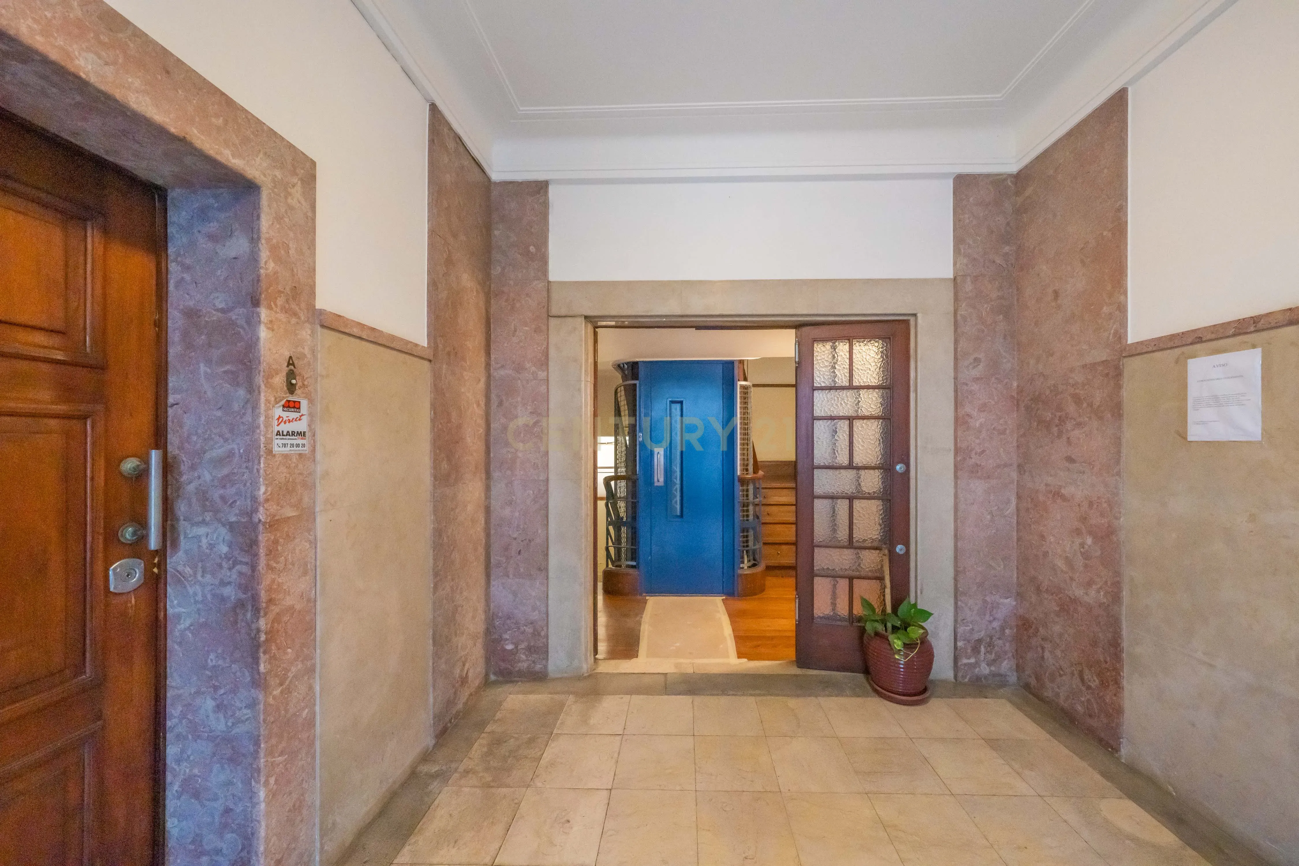 Apartamento T5 - Marquês Pombal - Lisboa - Image 36