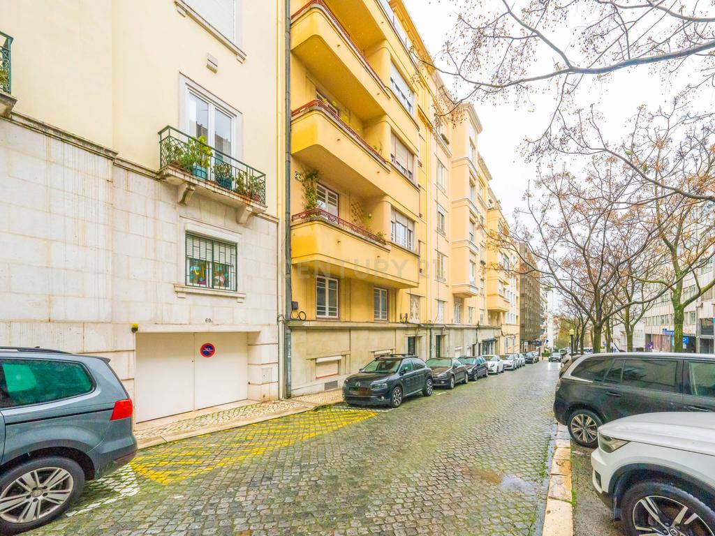  Apartamento T5  - Marquês Pombal - Lisboa - Image 2