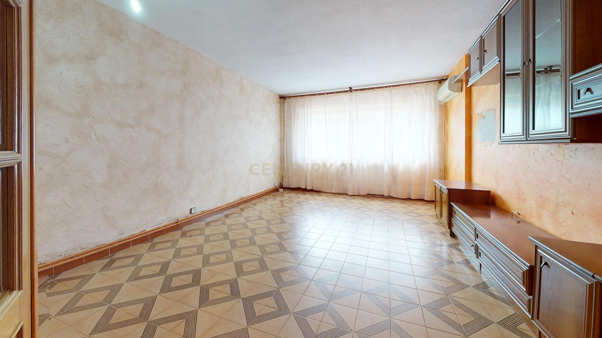 Apartamento Espaçoso em Madrid com Vista para a Cidade - Image 9