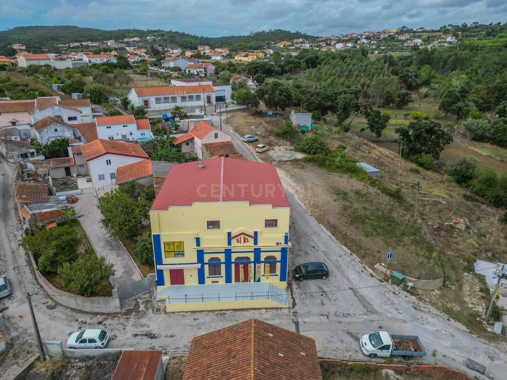 Moradia para recuperar com 250 m² em Vila Verde – Figueira da Foz - Image 58