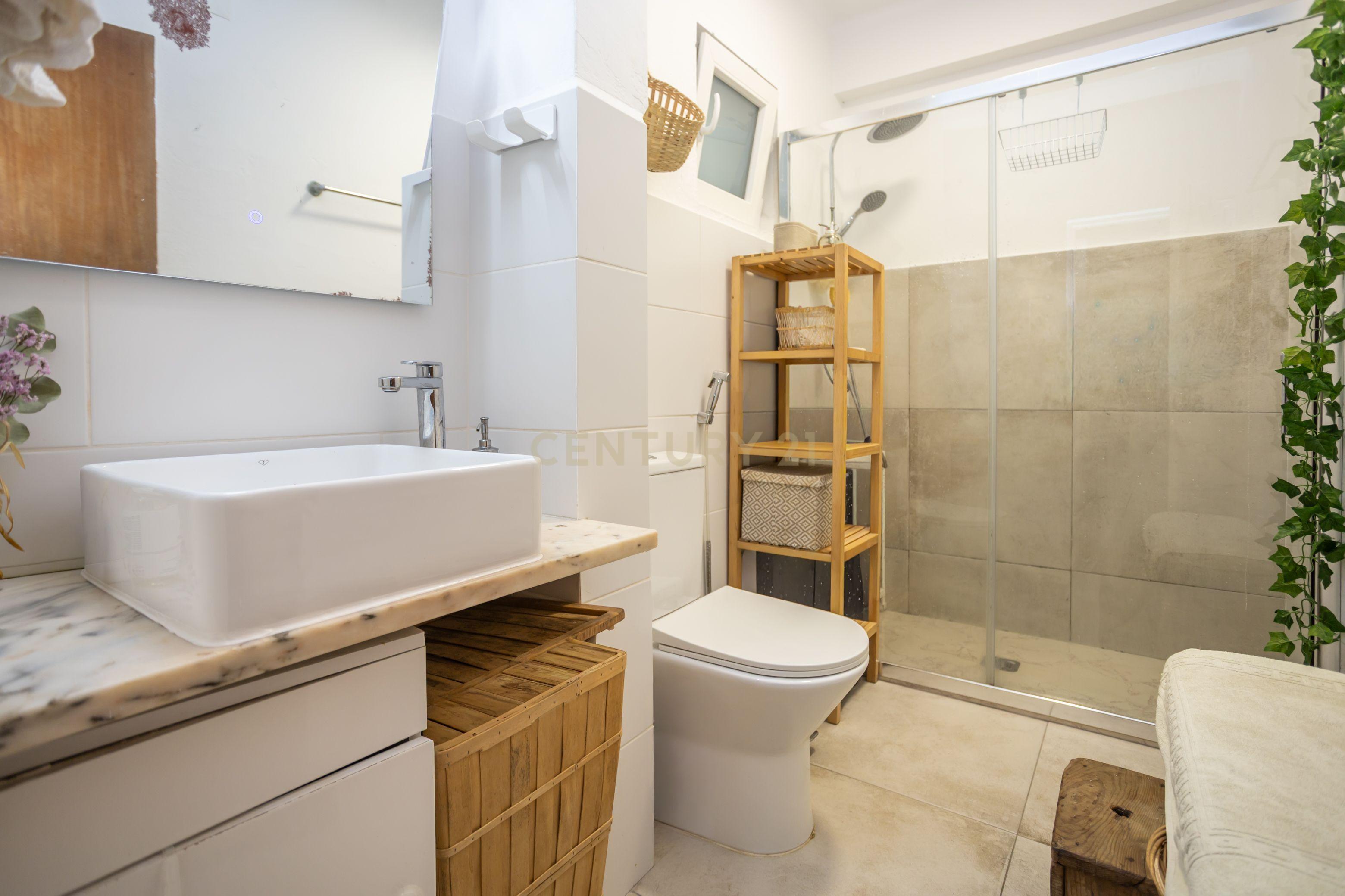 Fotografia 9 de APARTAMENTO T3 REMODELADO SETUBAL