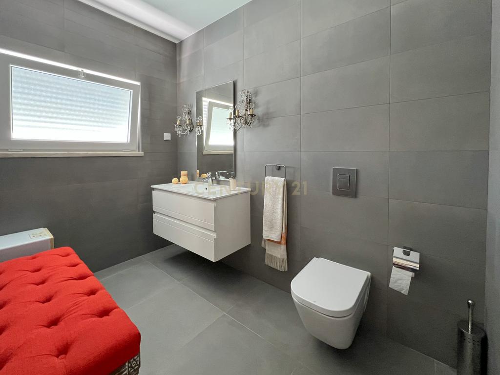 Apartamento T2 Duplex Torres Vedras centro - Image 14