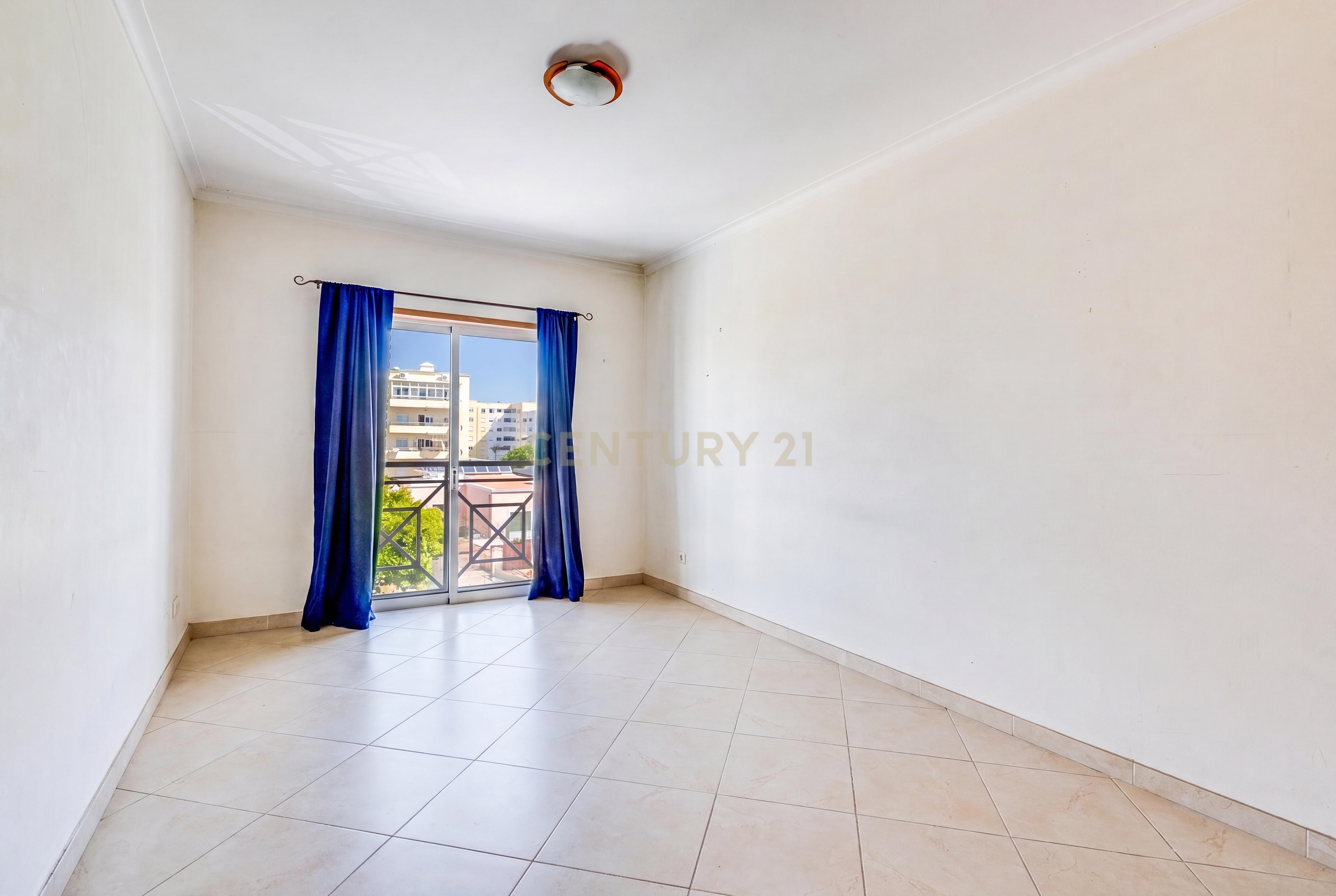 Apartamento T3 à venda em Quelfes, Olhão — foto 27