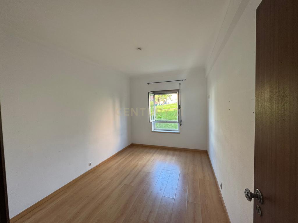 Apartamento T4 em Santarém para venda - Image 10