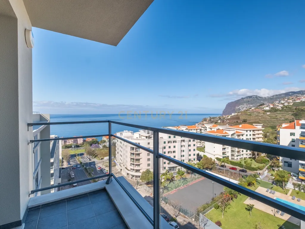 Penthouse com Vista Mar em Funchal, Madeira - Image 5