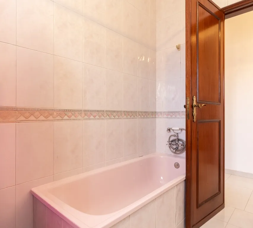 Apartamento T3 com garagem e arrecadação em Abrantes - Image 26