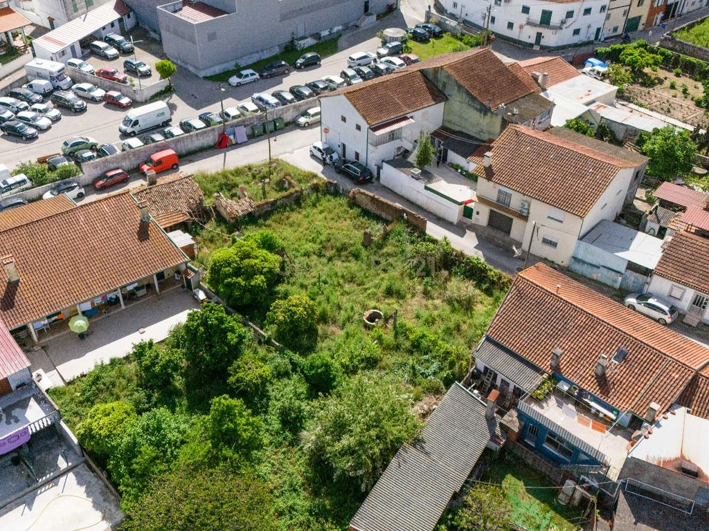 Moradia e terreno para construção – S. Martinho do Bispo – Coimbra - Image 17