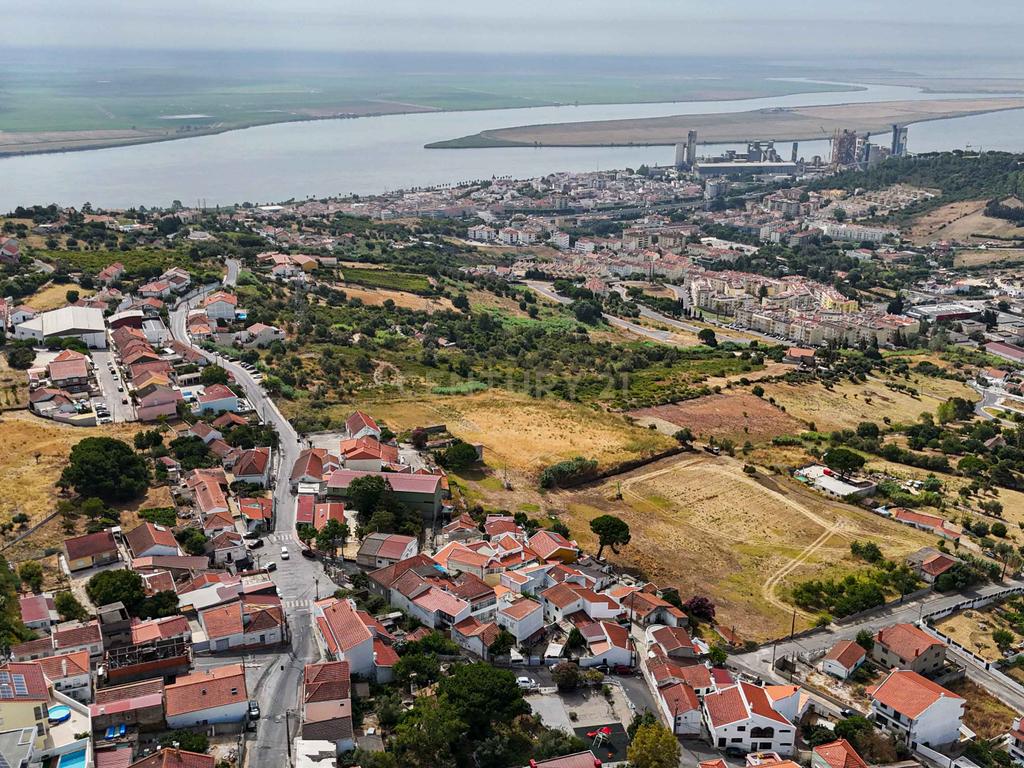 Moradia T3 em São João dos Montes - Image 49