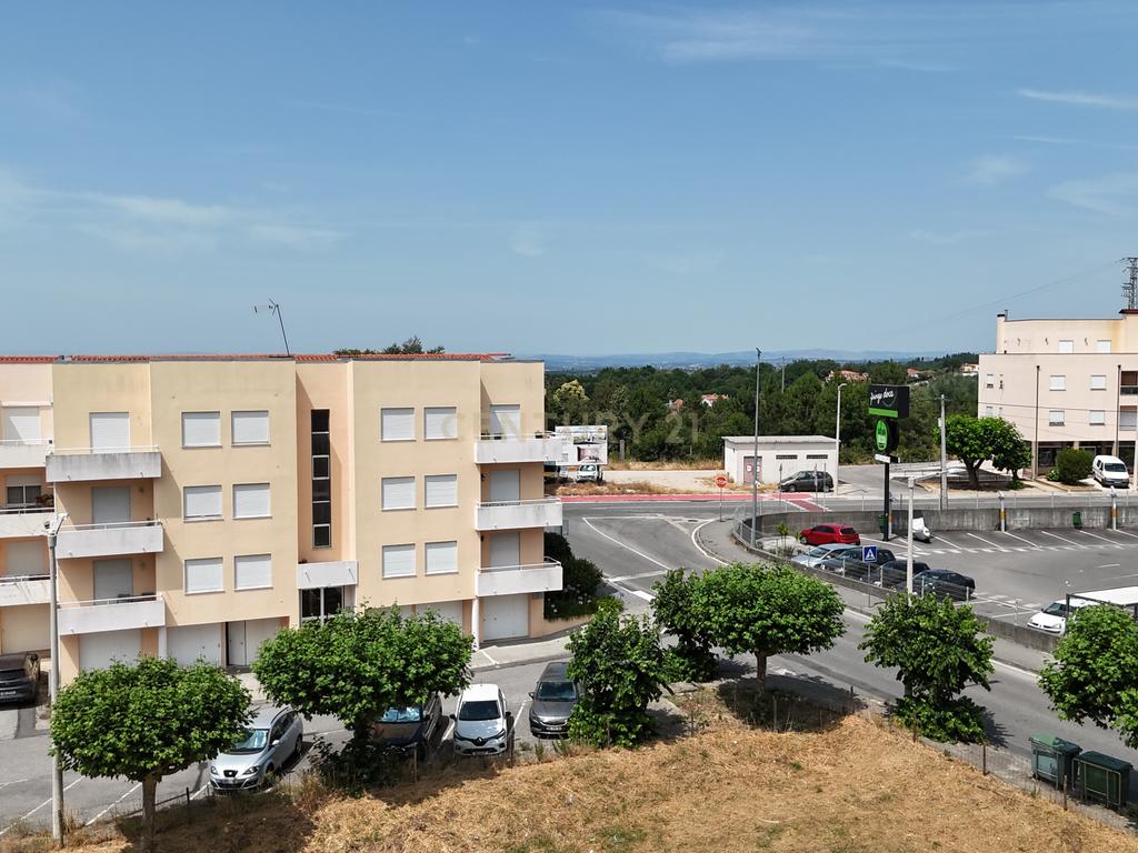 Apartamento T3 com box| Oliveira do Hospital, Coimbra - Image 26